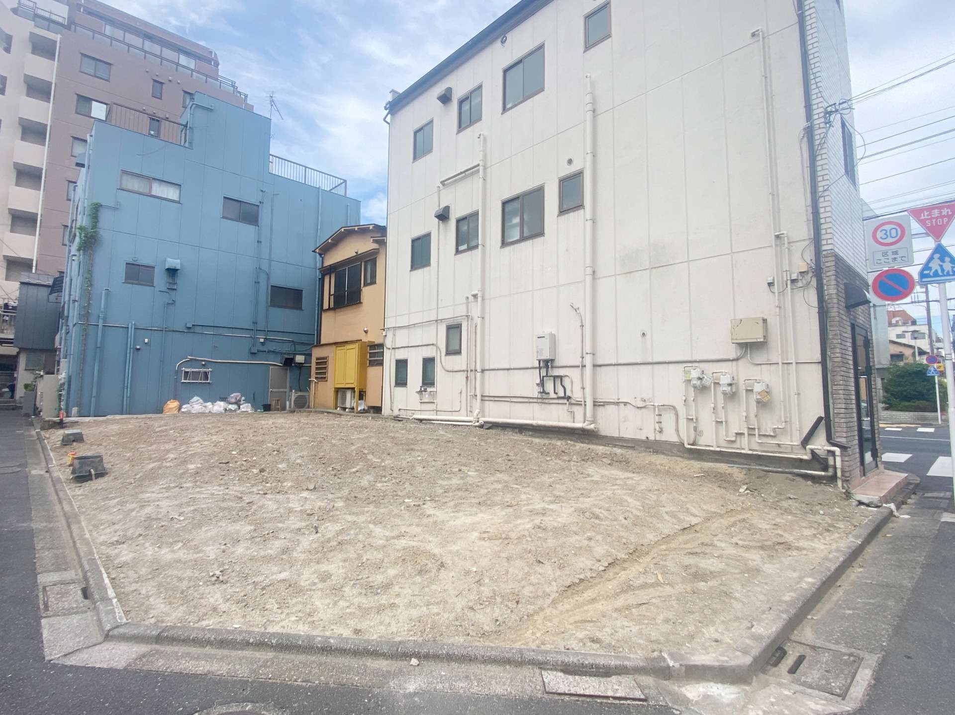 足立区東綾瀬 中古住宅2棟を買取り致しました。