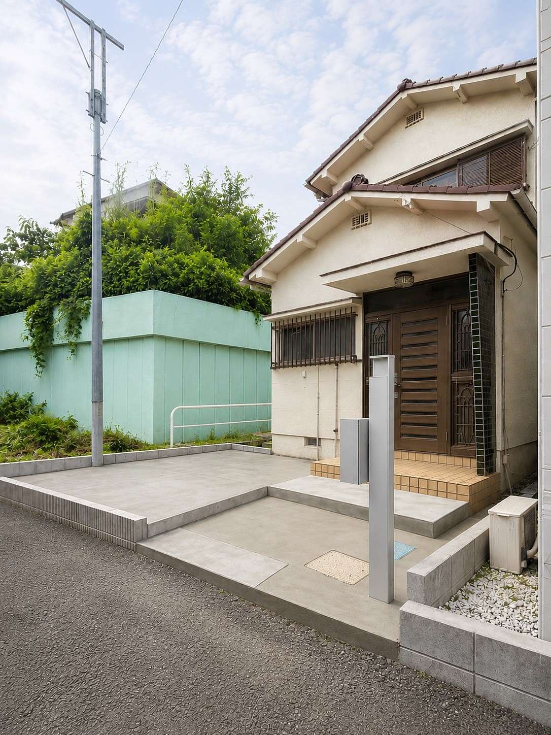 板橋区小茂根 再建築不可中古住宅を買取り致しました。